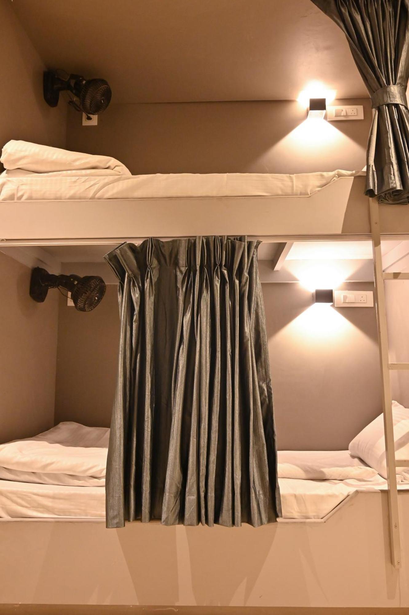 Bed & Bread Dormitory Bharuch Luaran gambar