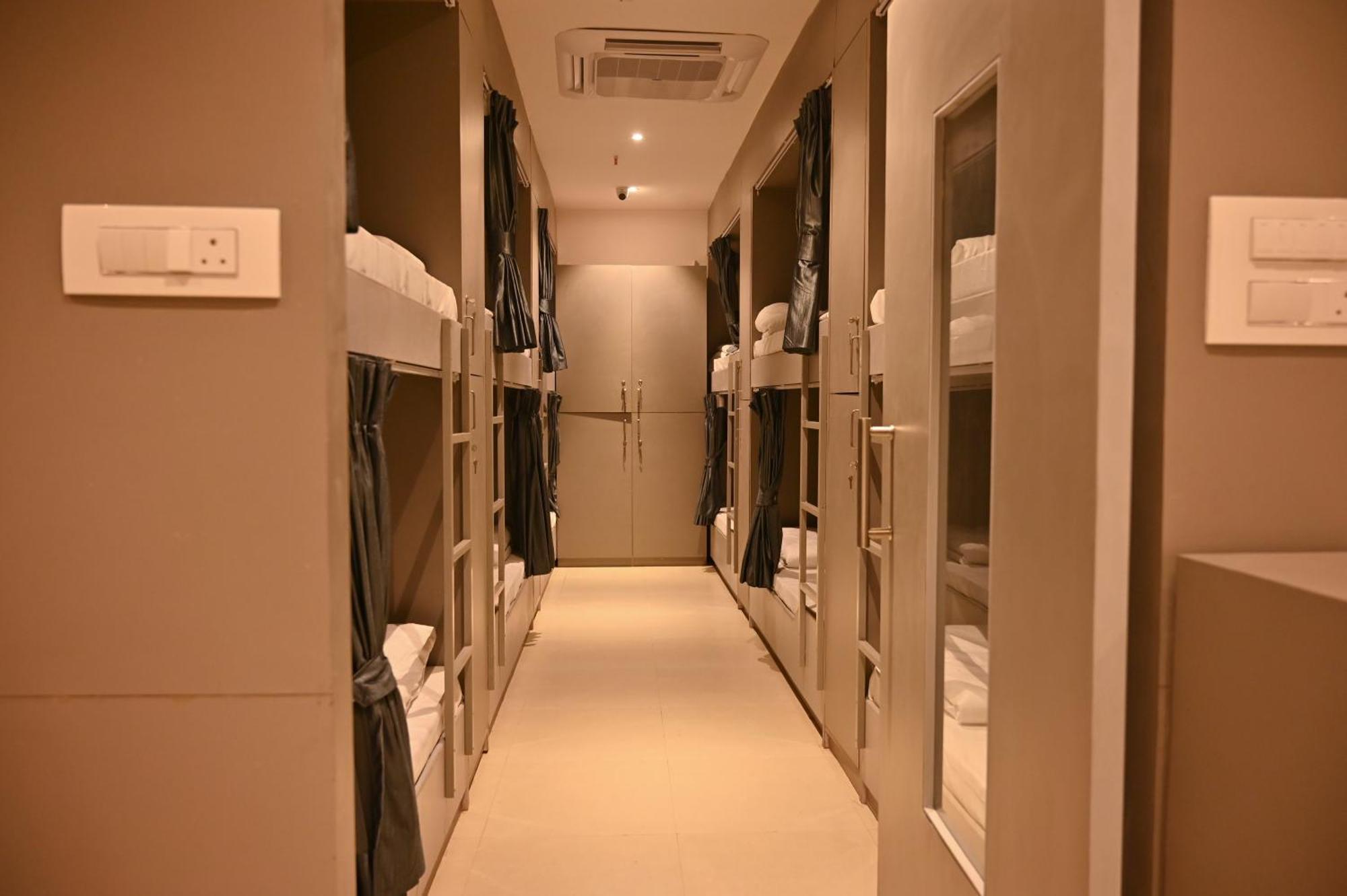 Bed & Bread Dormitory Bharuch Luaran gambar